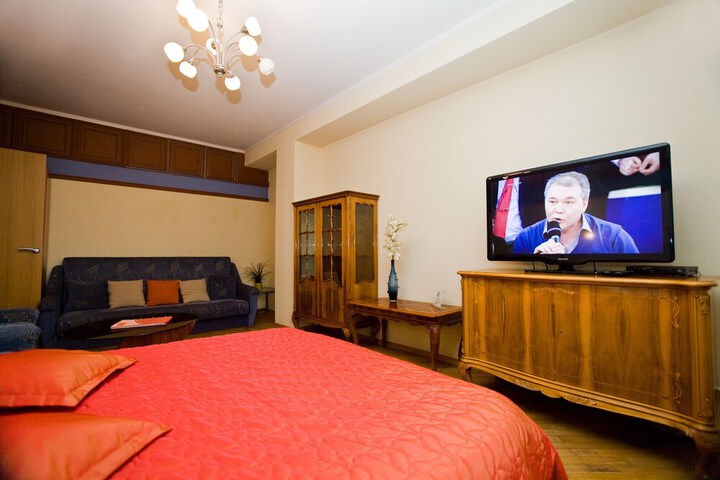 Room 79 of 176