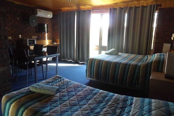 Room 19 of 50