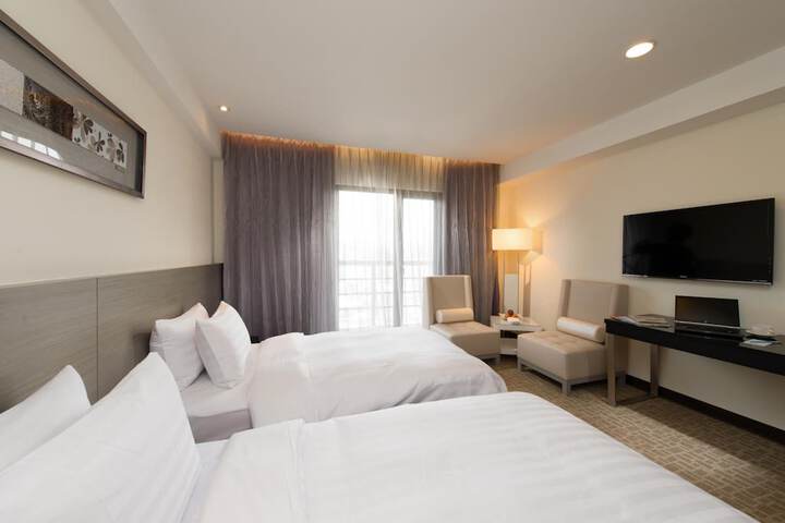 Room 18 of 44