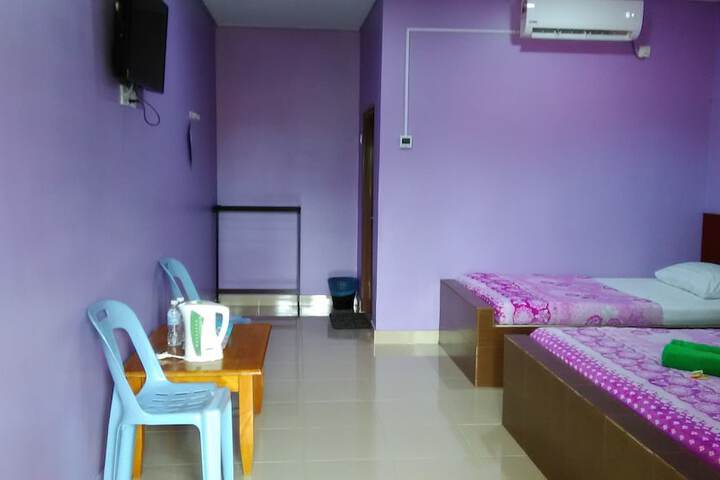 Room 16 of 30