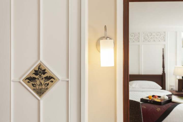 Room 12 of 49