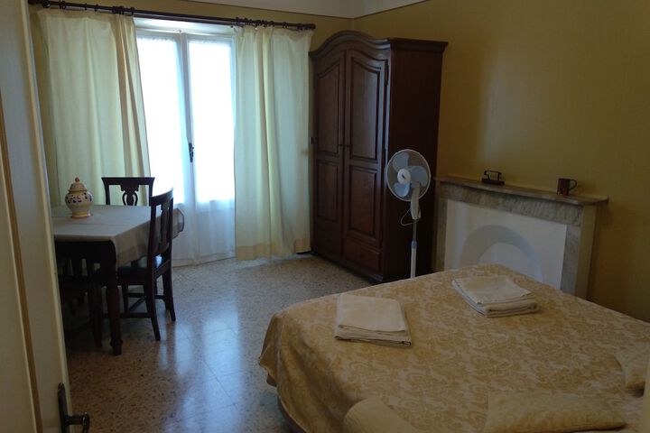 Room 12 of 47