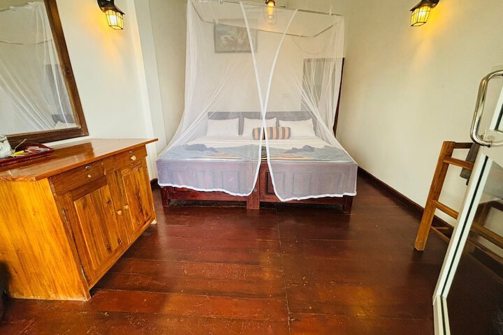 Room 22 of 52