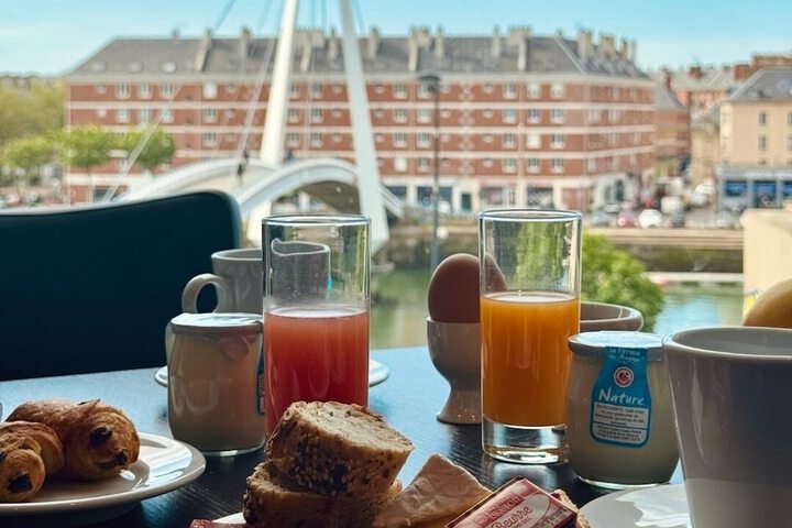 Breakfast/Coffee Service 19 of 20