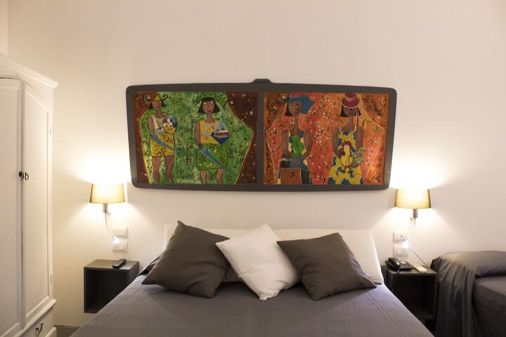 Room 10 of 113