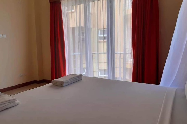 Room 25 of 190
