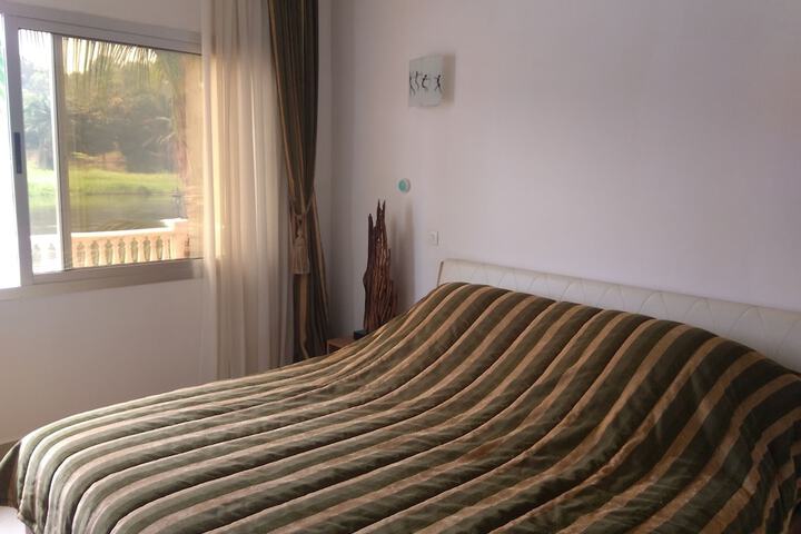 Room 9 of 69