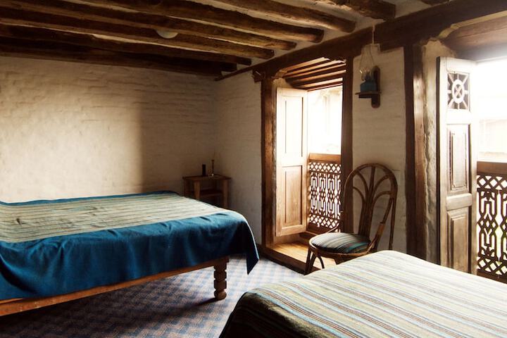 Room 8 of 63
