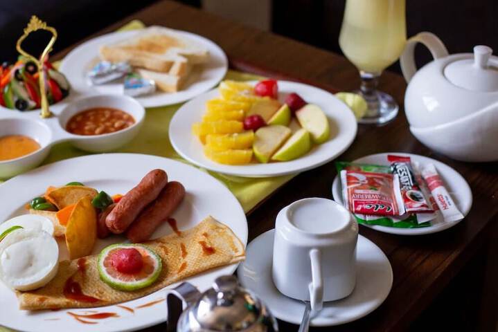 Breakfast/Coffee Service 19 of 23