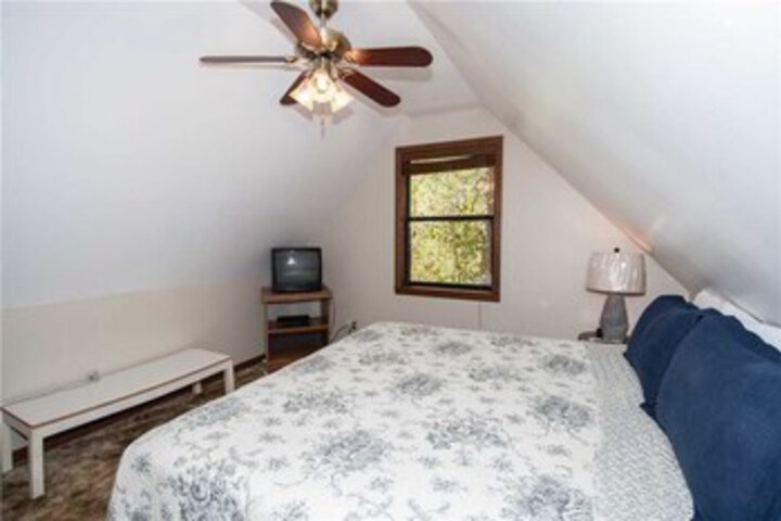 Room 21 of 25
