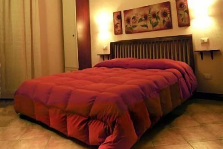 Room 6 of 35