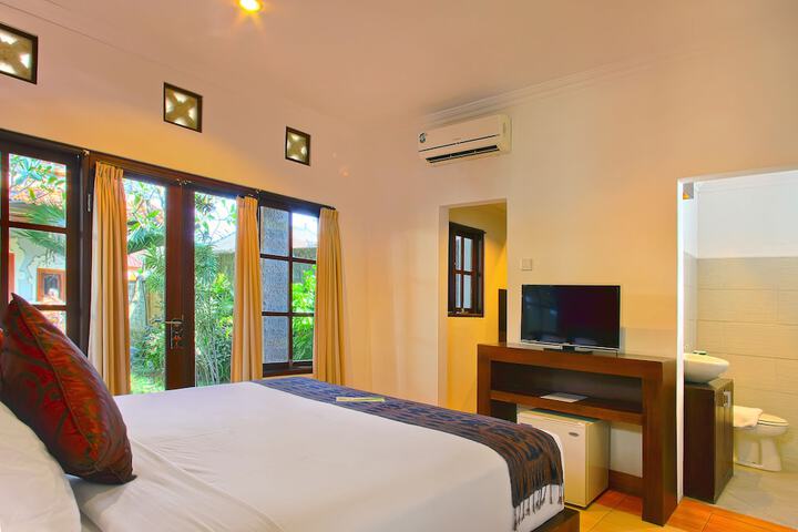 Room 7 of 49