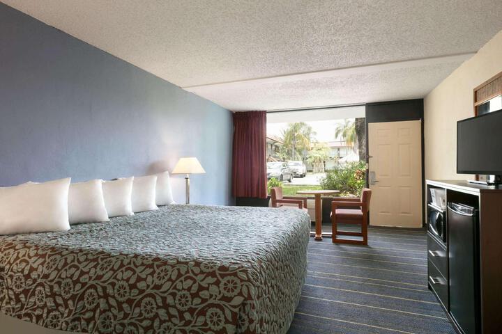 2 Double Beds (4 of 21)