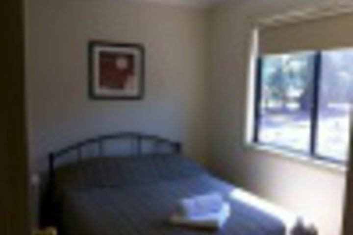 Room 172 of 228
