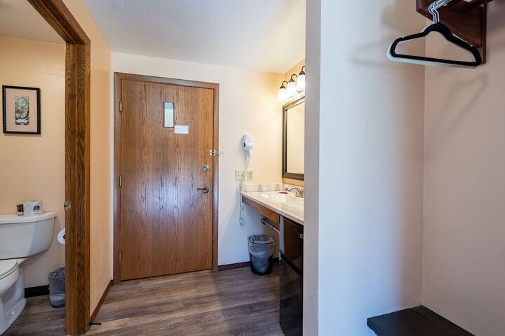 Room 11 of 46