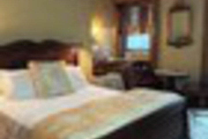 Room 11 of 78
