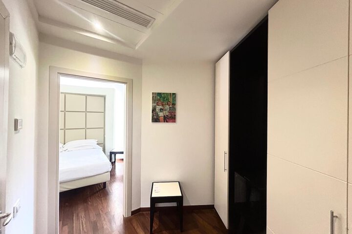 Room 7 of 29