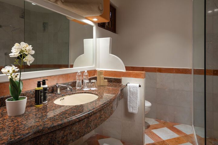 Clean Restrooms