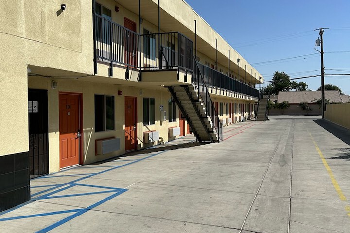 Hotel 8 of 8
