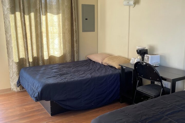 Room 4 of 22