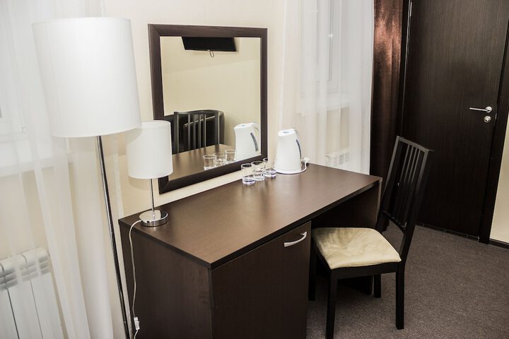 Room 28 of 50