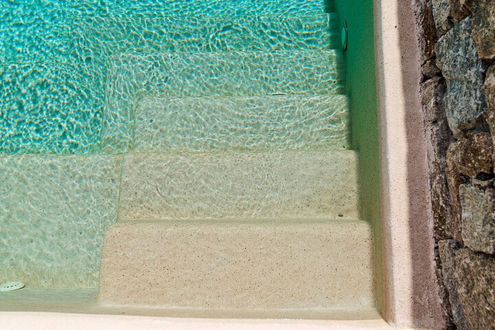 Pool 5 of 230