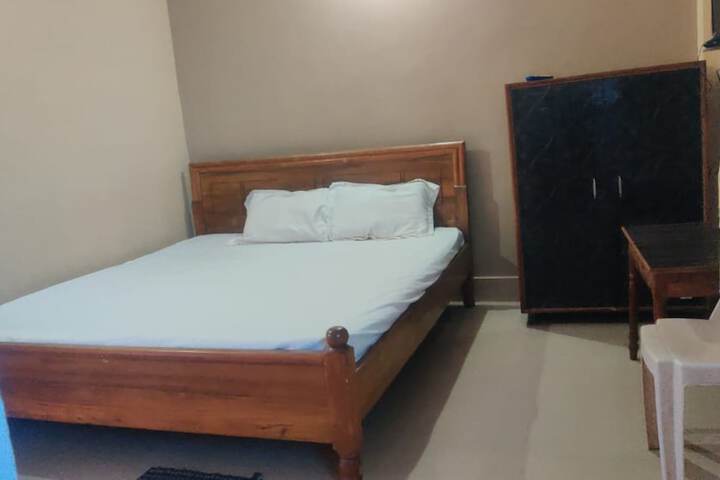 Room 12 of 13