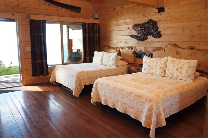 Room 9 of 27