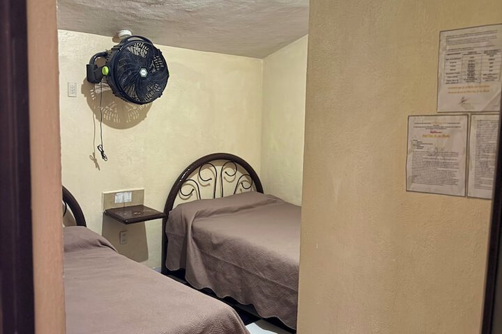 Room 8 of 82