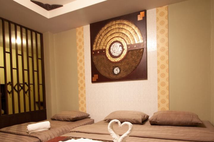 Room 8 of 72