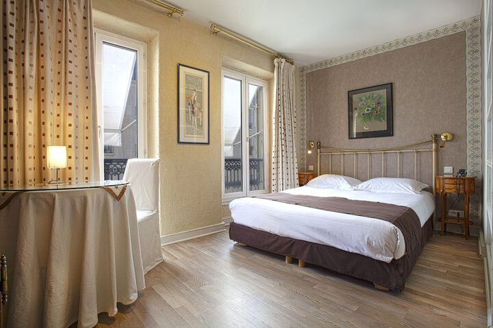 Room 7 of 54