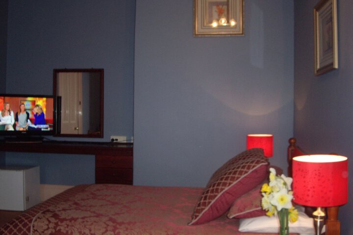 Room 14 of 34