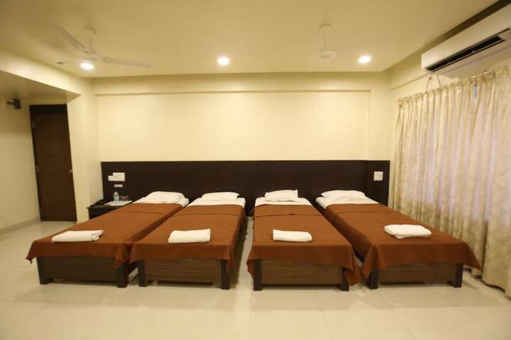 Room 5 of 46