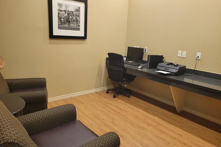 Business Center 48 of 54