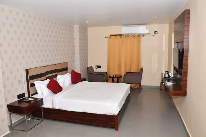 Room 15 of 25