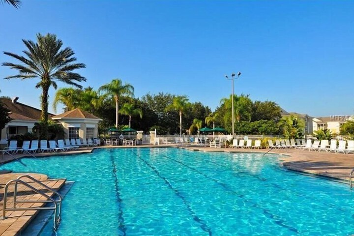 Pool 40 of 62