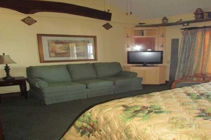 Room 4 of 24