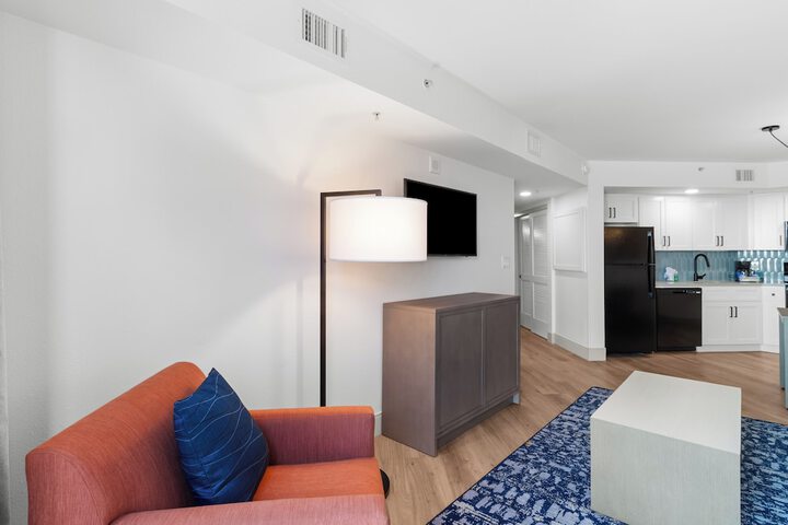 Room 125 of 218