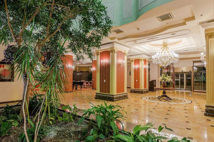 Hotel Interior 4 of 90
