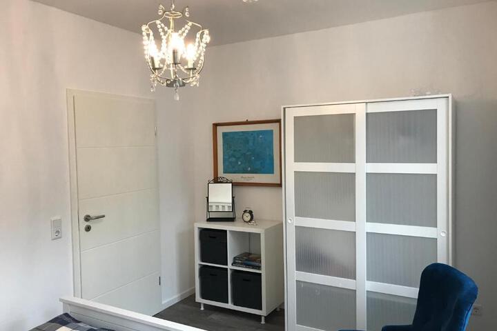 Room 3 of 11