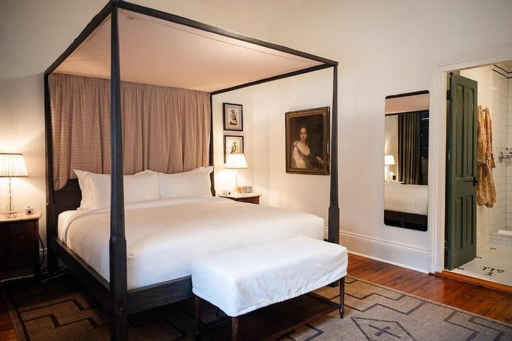 Room 18 of 57