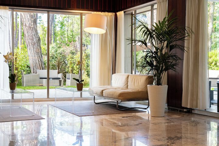 Hotel Interior 8 of 90