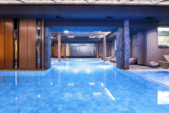 Pool 155 of 254