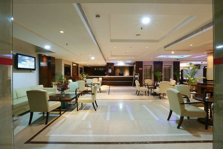 Hotel Lobby