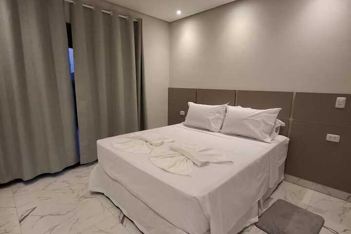 Room 3 of 36