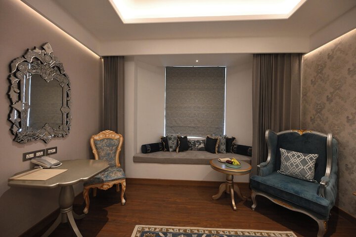 Room 18 of 110