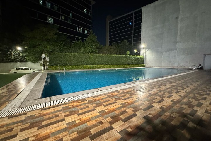 Pool 24 of 54