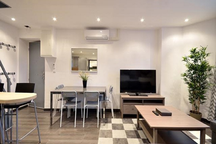 Room 55 of 62