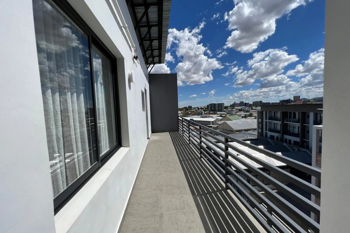 Terrace/Patio 7 of 19