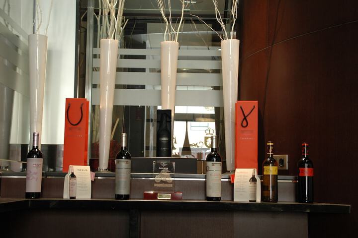 Entrance & Lobby